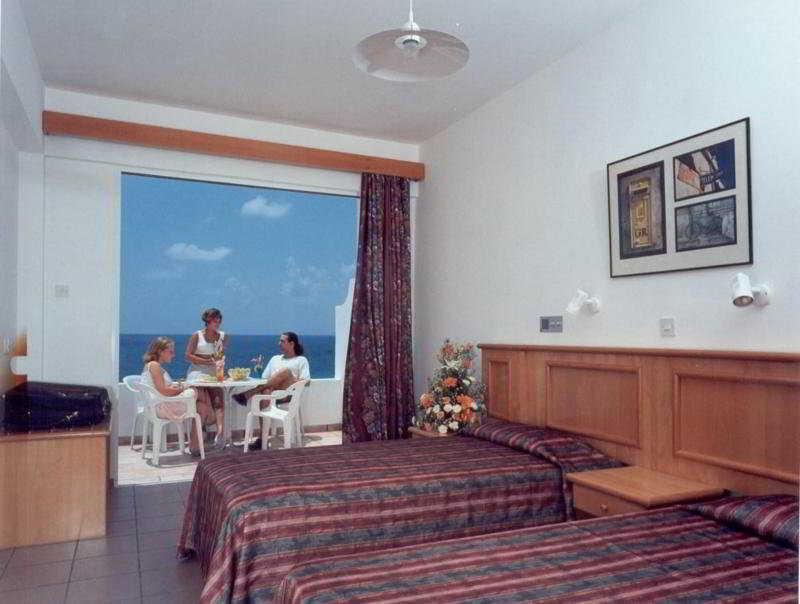 คอราเลีย บีช โฮเต็ล อพาร์ตเมนต์ Aparthotel คอรัลเบย์ ห้อง รูปภาพ